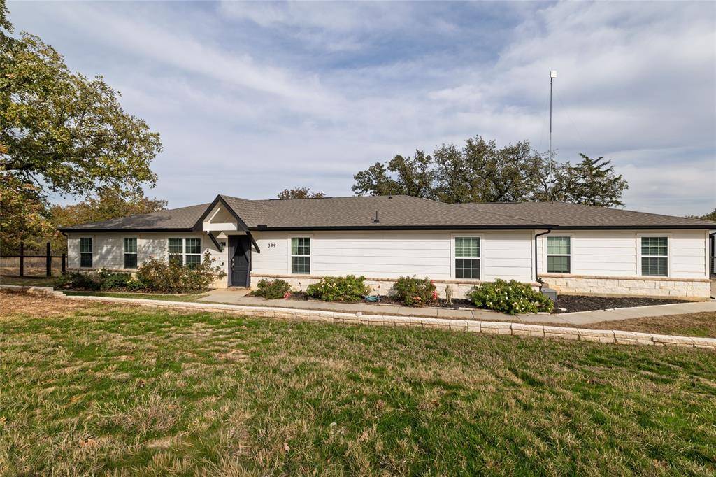 Springtown, TX 76082,399 Wild Hill Oak Drive