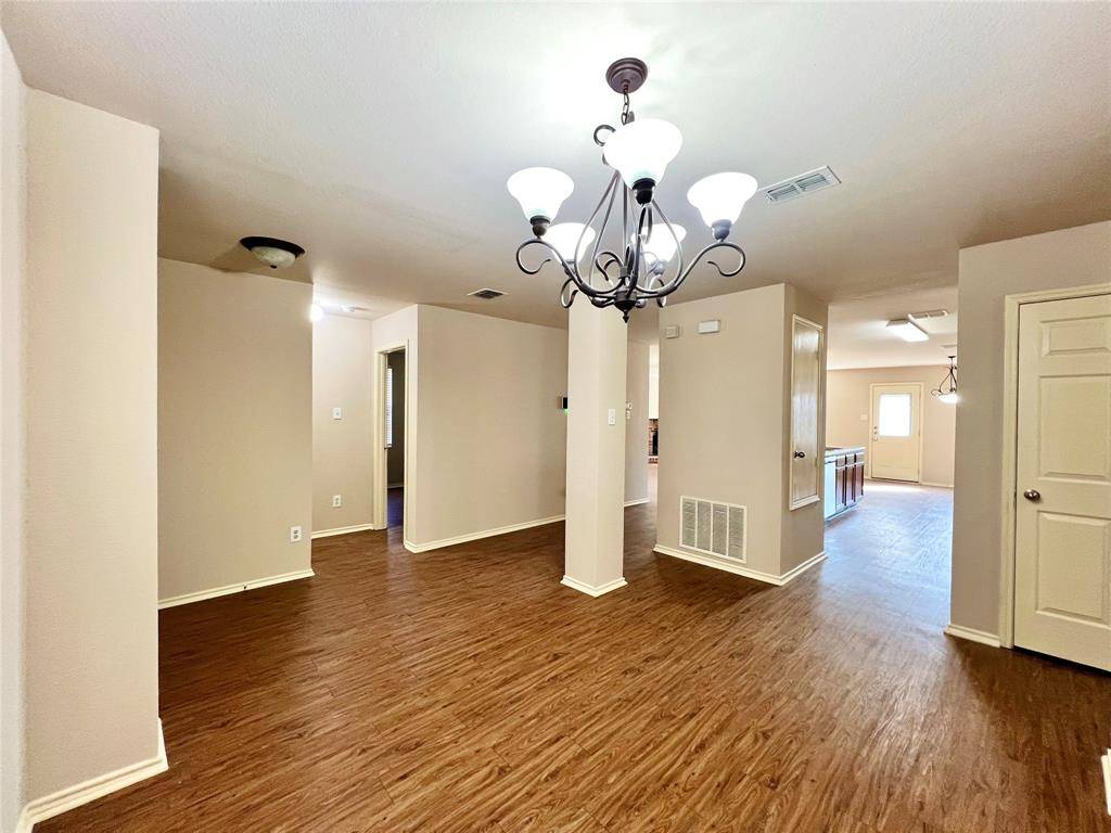 Mesquite, TX 75181,2804 Cameron Way