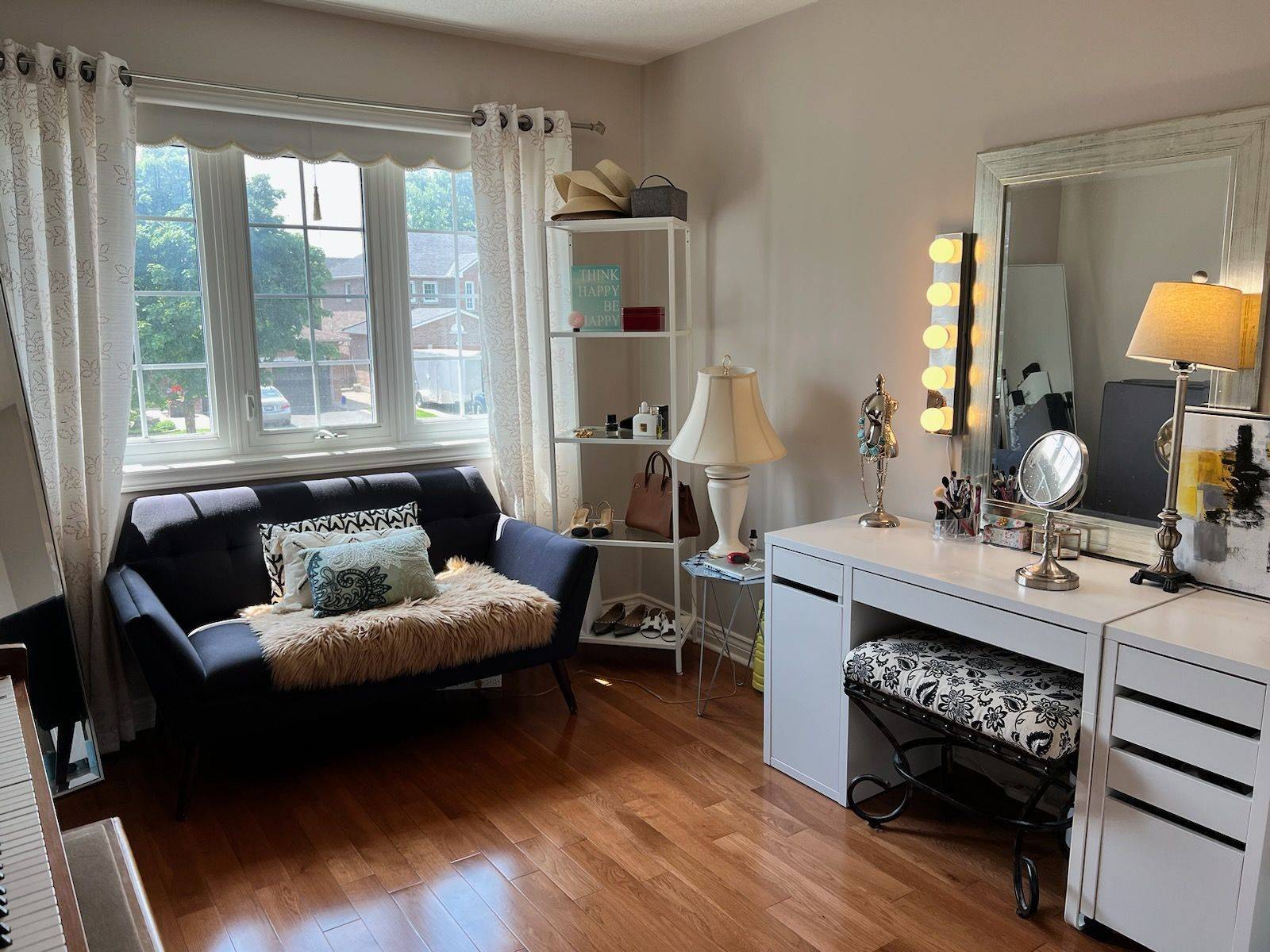 Whitchurch-stouffville, ON L4A 1J9,105 Sandale RD #Upper