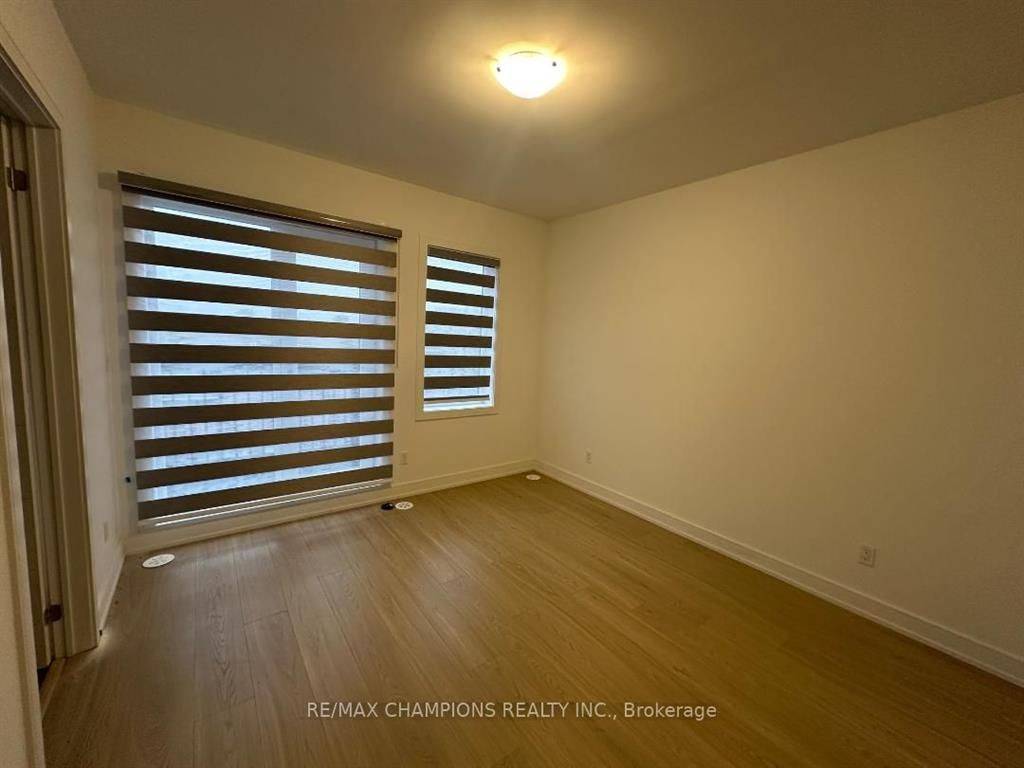 Caledon, ON L7E 2R7,55 Desiree PL