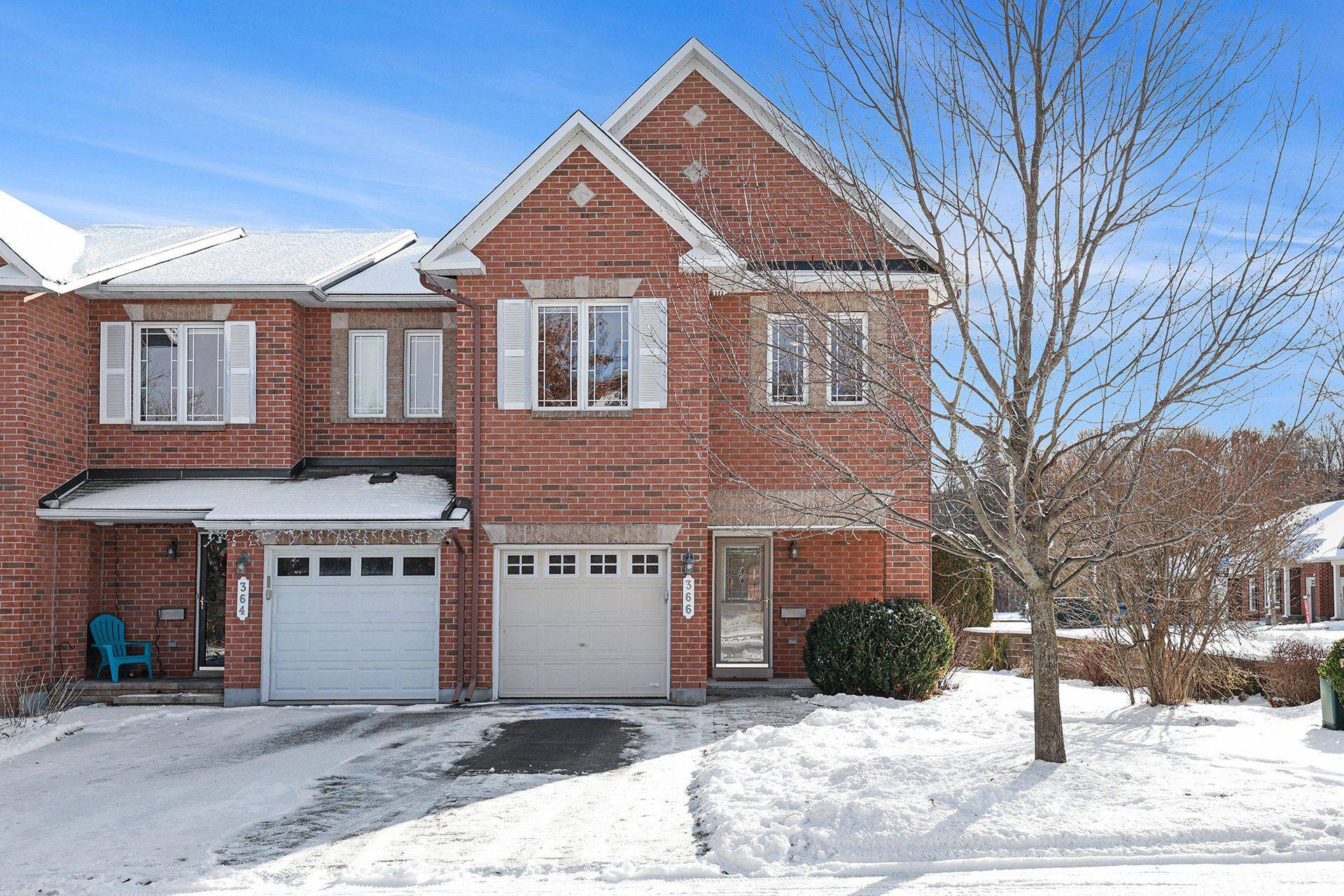 Kanata, ON K2K 0B7,366 Forestbrook ST