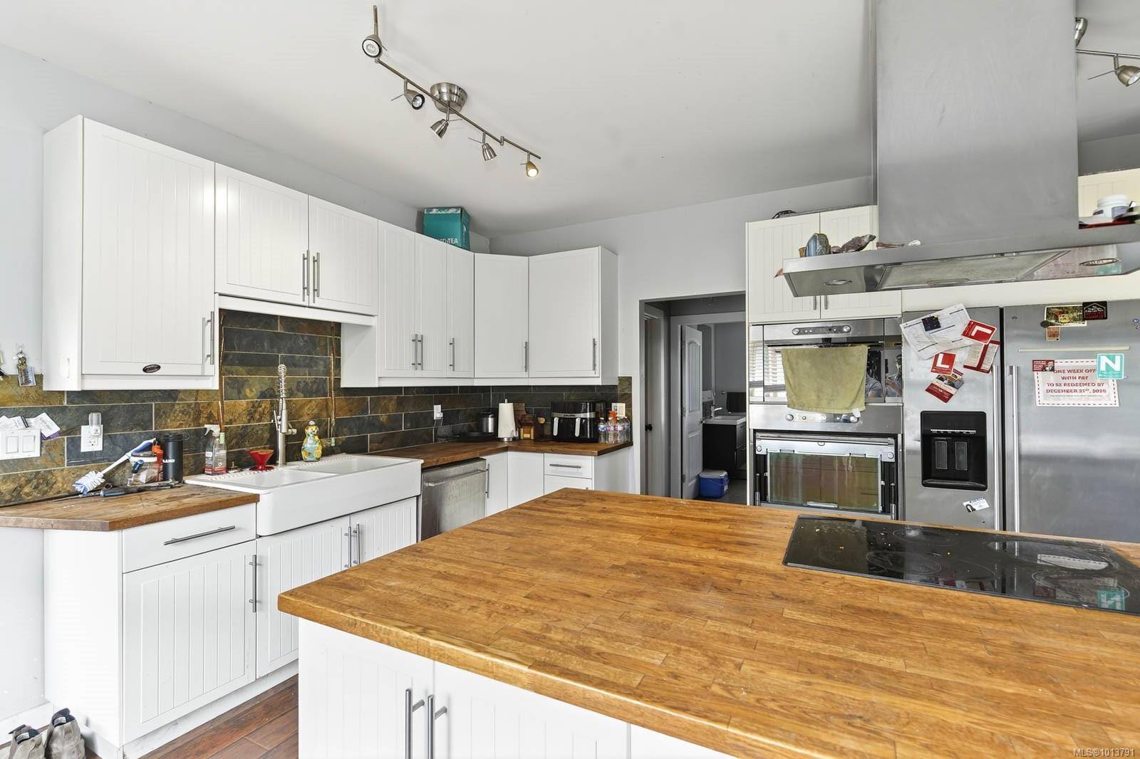 Port Alberni, BC V9Y 1X6,2968-2972 Kingsway Ave