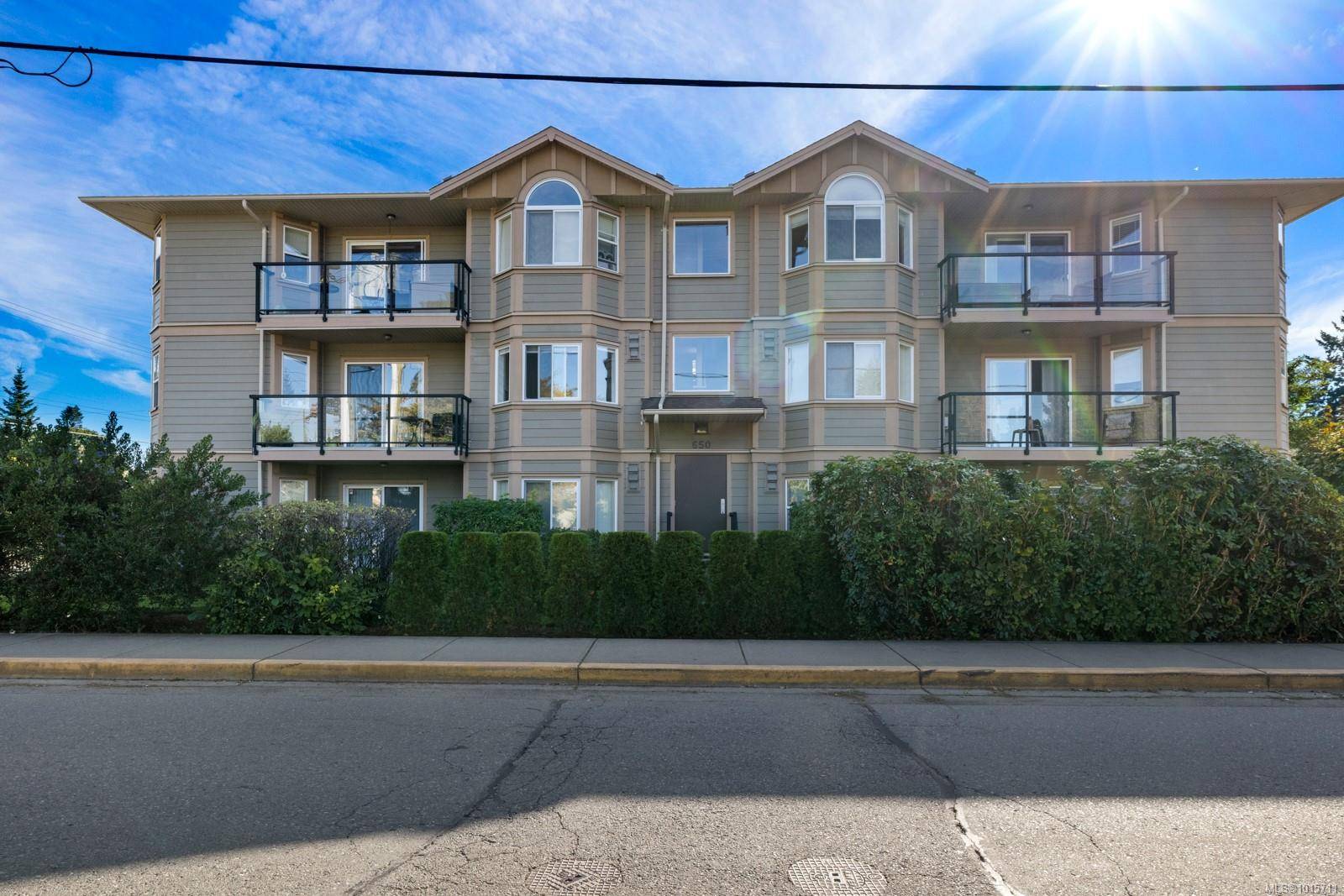 Duncan, BC V9L 3K9,650 Dobson Rd #306