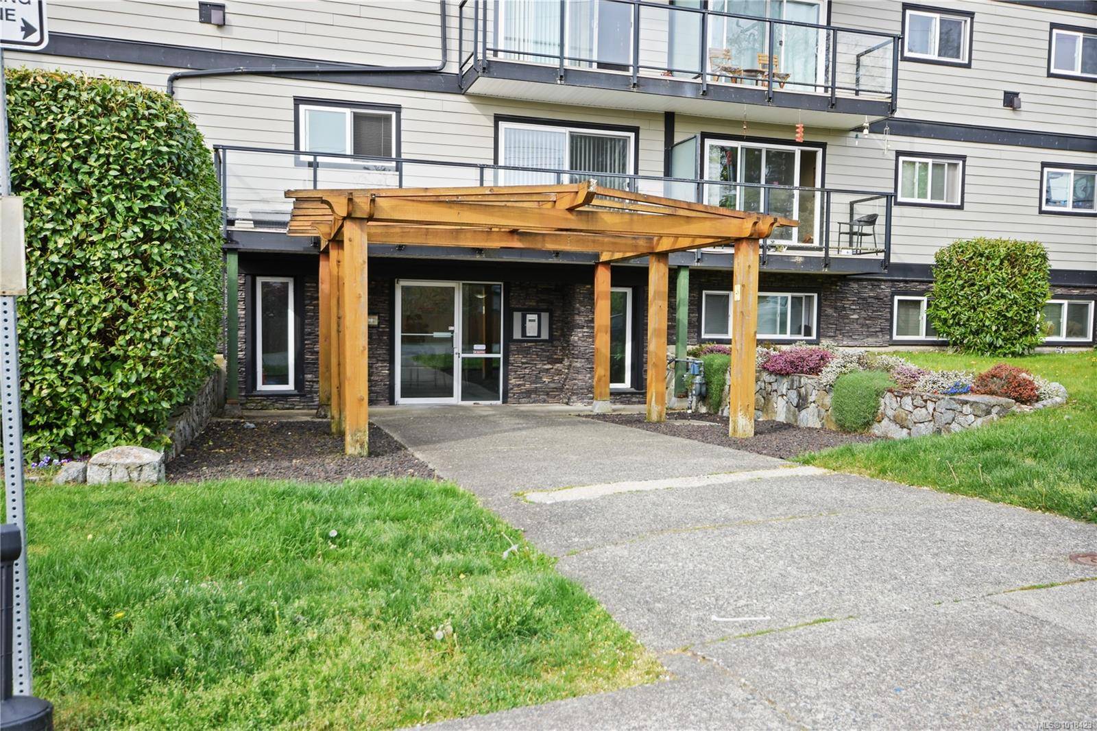 Ladysmith, BC V9G 1A4,218 Bayview Ave #103