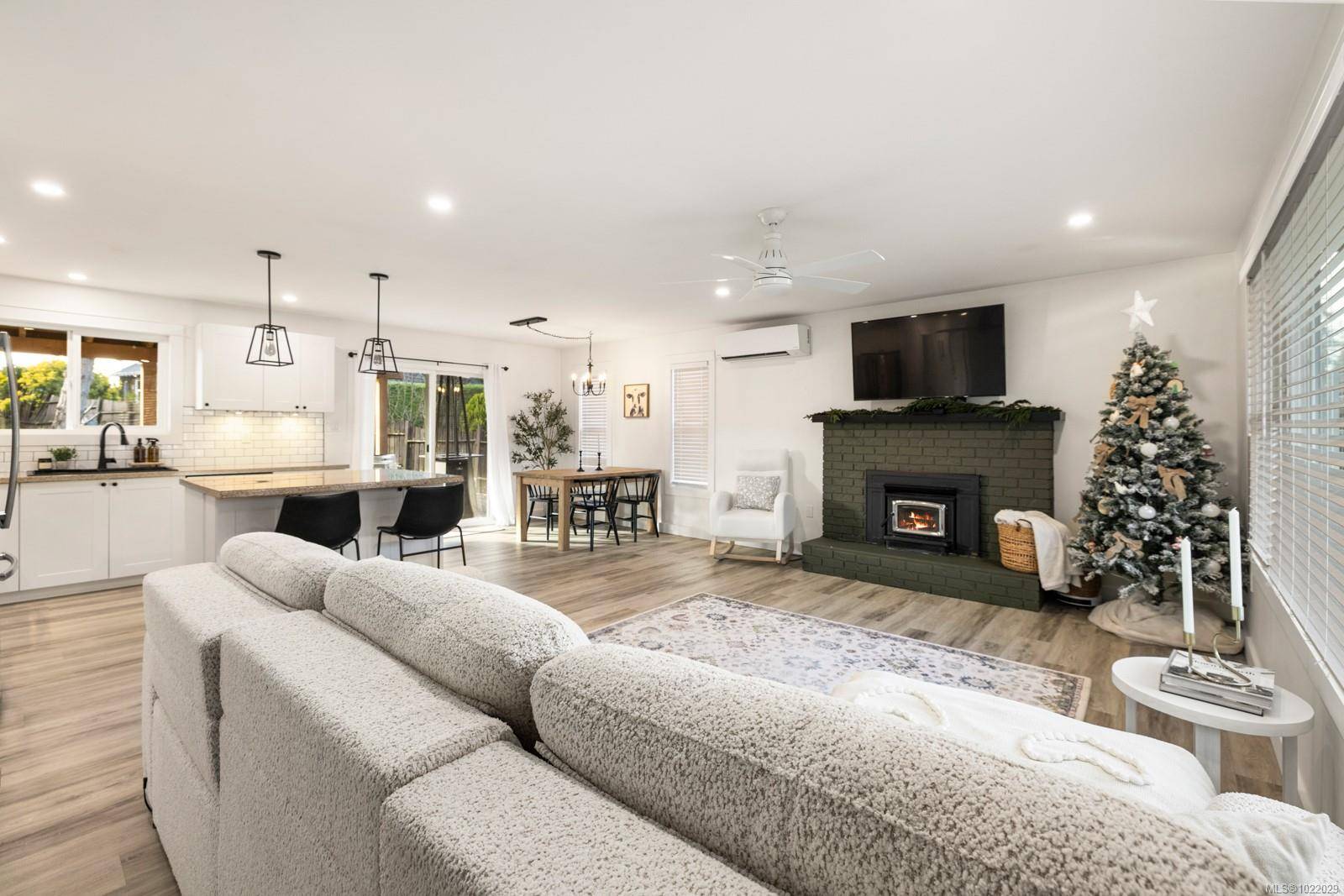 Duncan, BC V9L 5A1,1912 Frances St