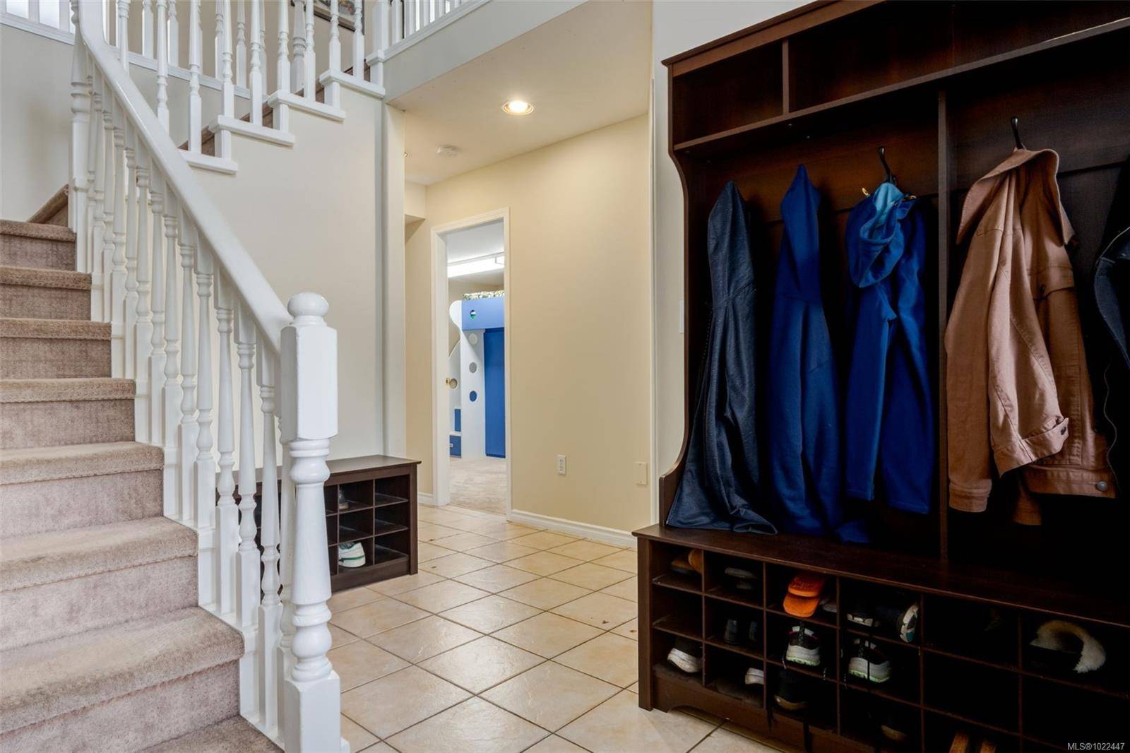 Nanaimo, BC V9V 1A7,6422 Dover Rd