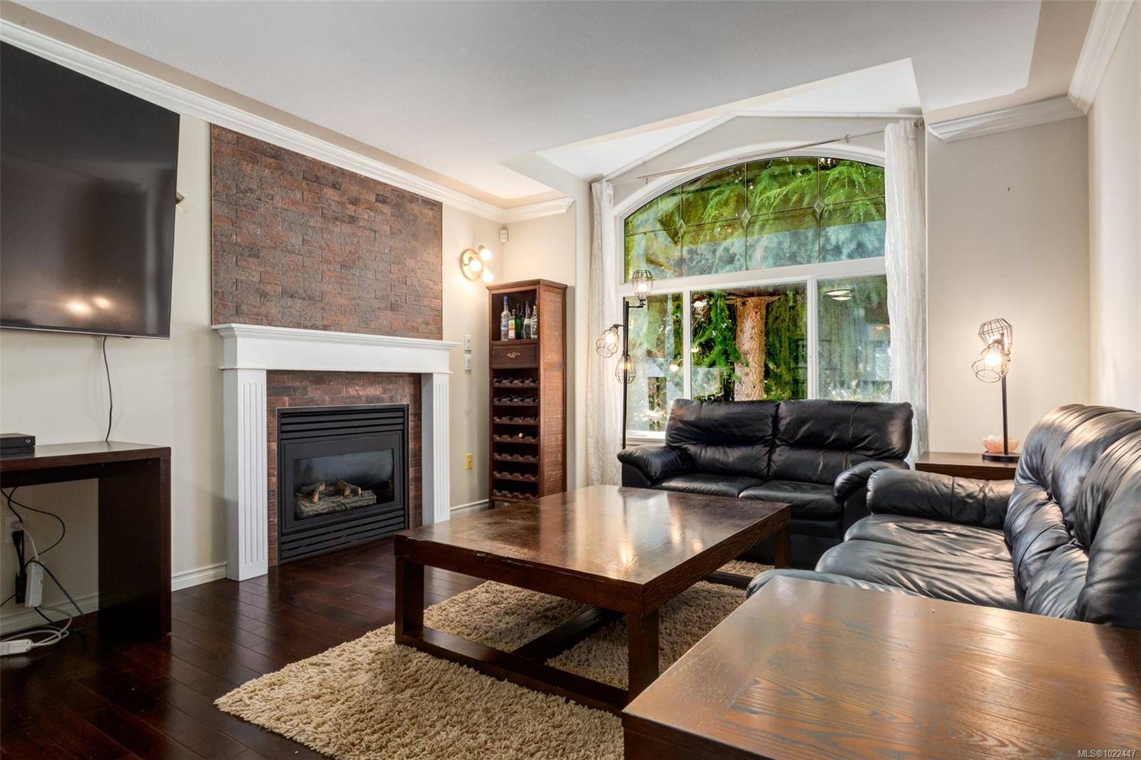 Nanaimo, BC V9V 1A7,6422 Dover Rd