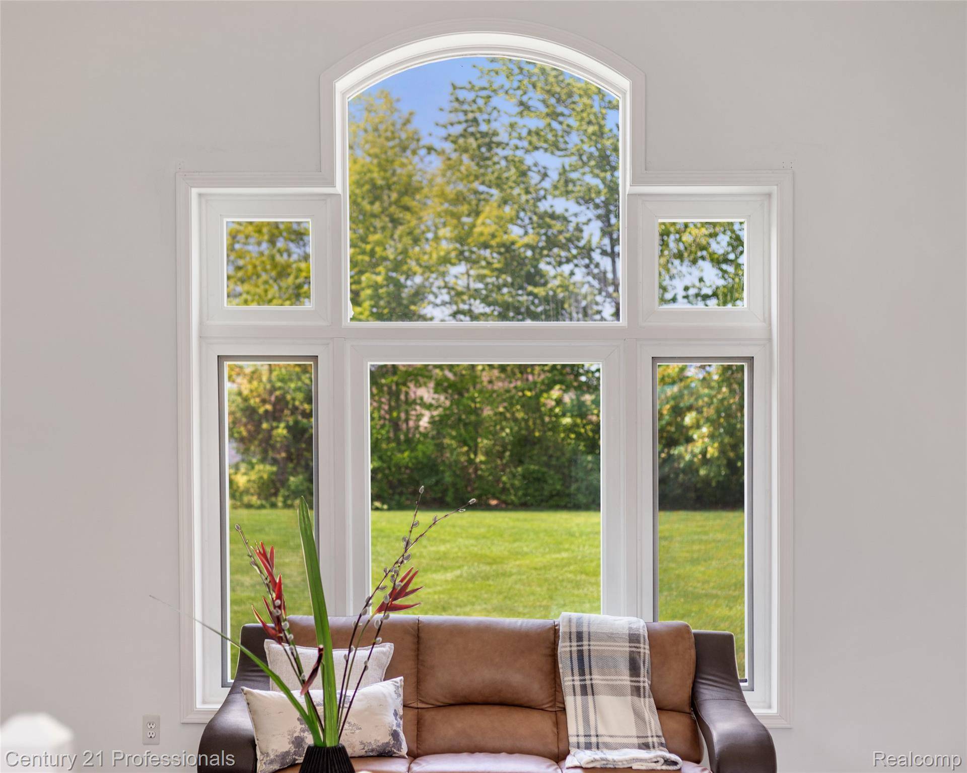 Lake Orion, MI 48359,4136 Oakland Ridge DR