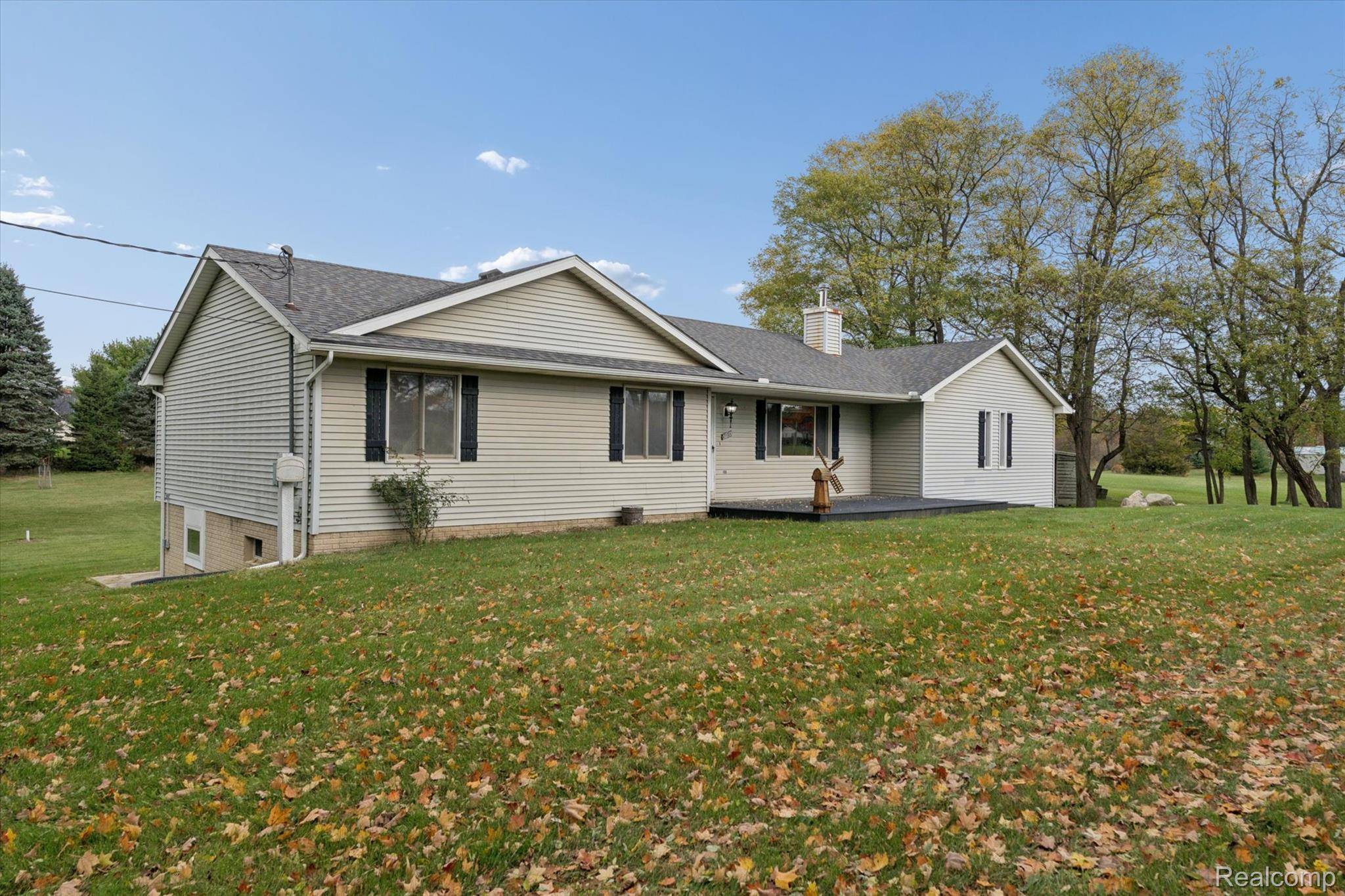 Howell, MI 48843,5920 W Coon Lake RD