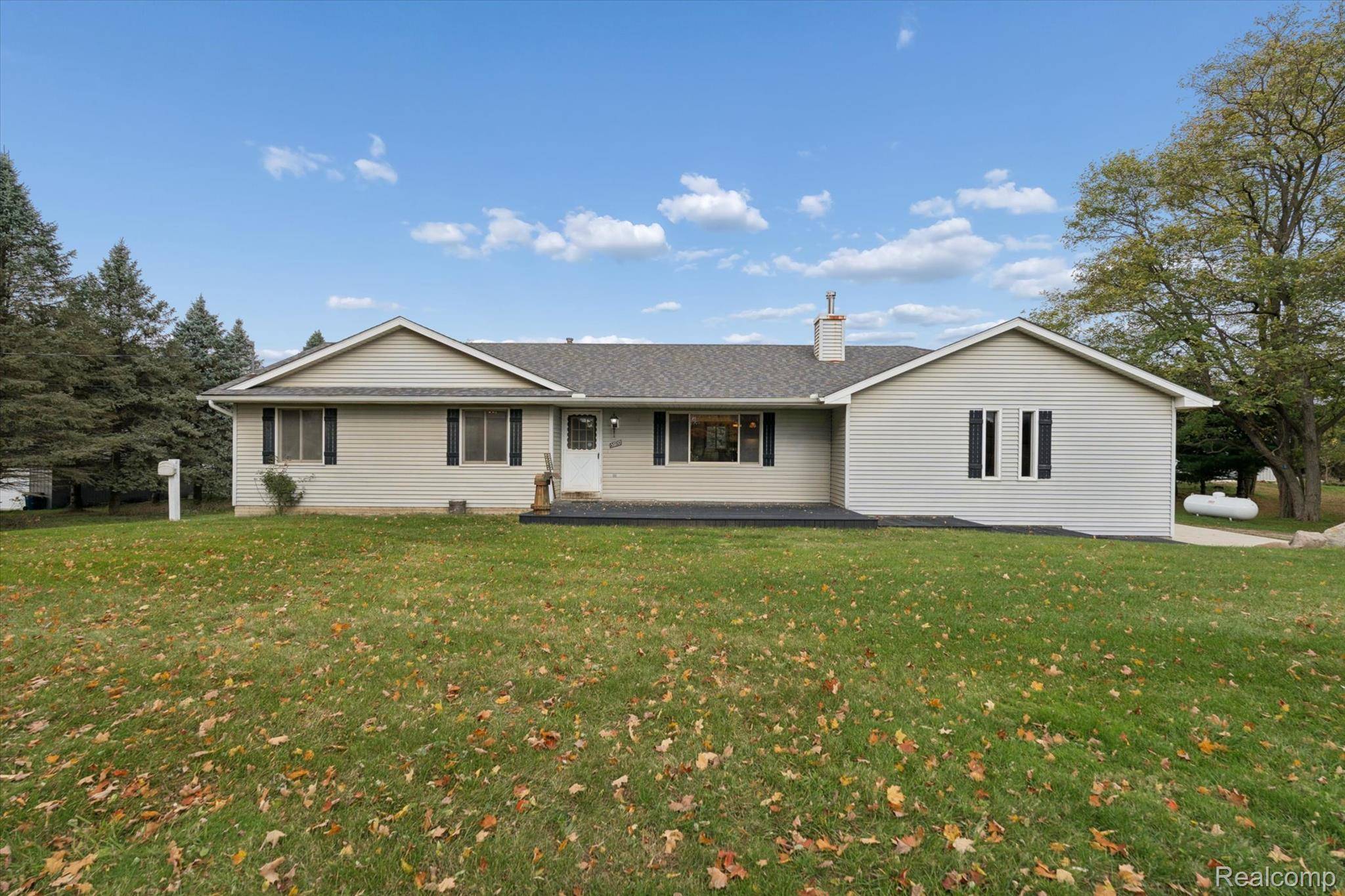 Howell, MI 48843,5920 W Coon Lake RD