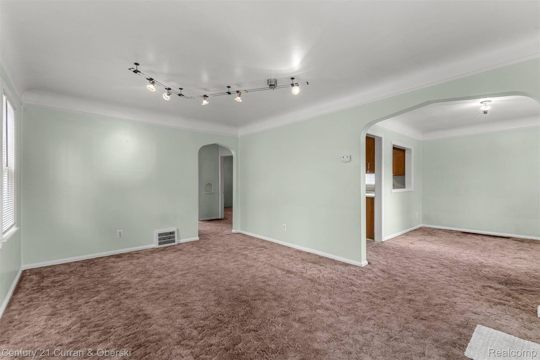 Dearborn, MI 48124,24420 Calvin ST