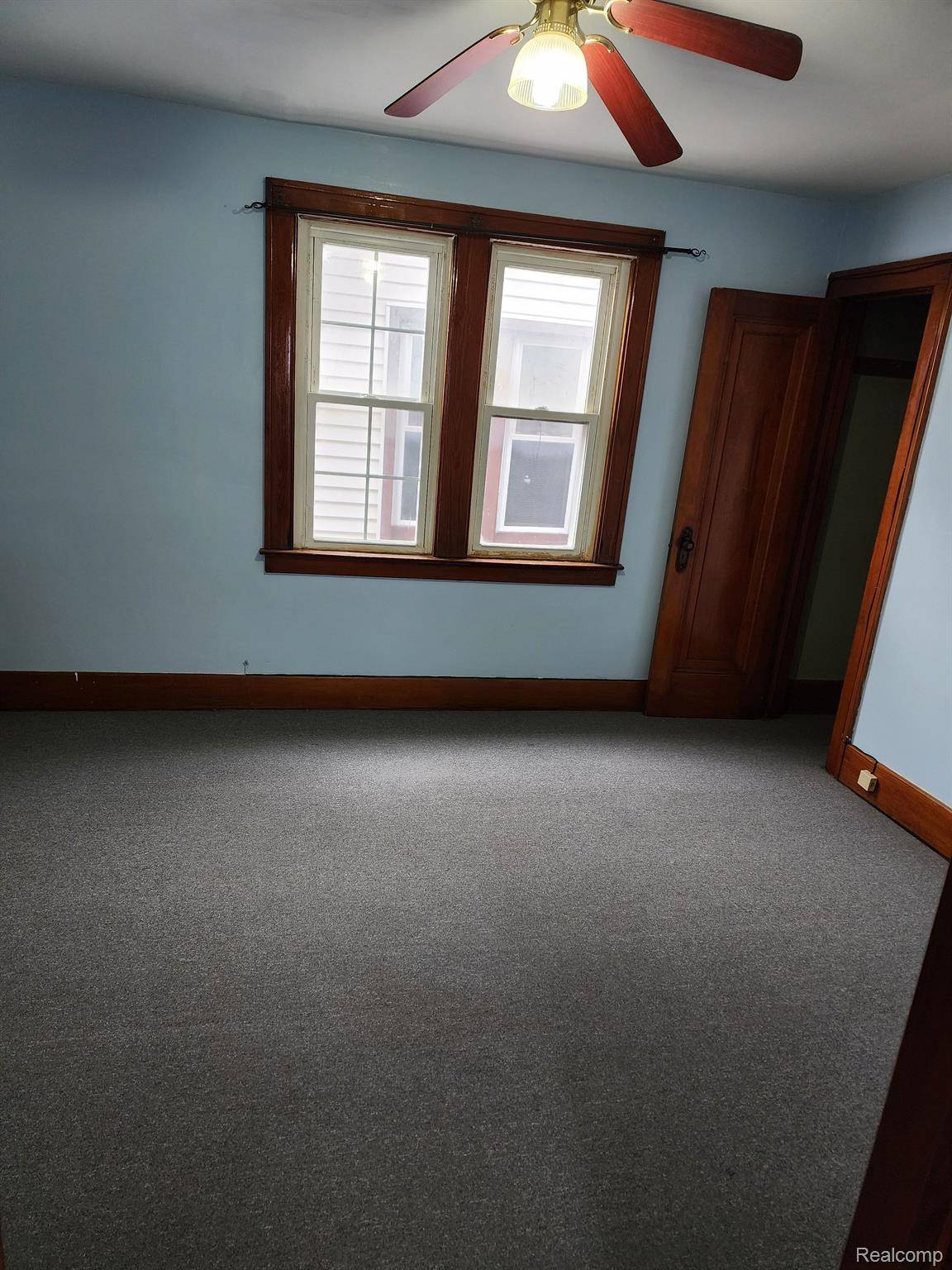 Hamtramck, MI 48212,11453 MCDOUGALL   Flr#2 ST