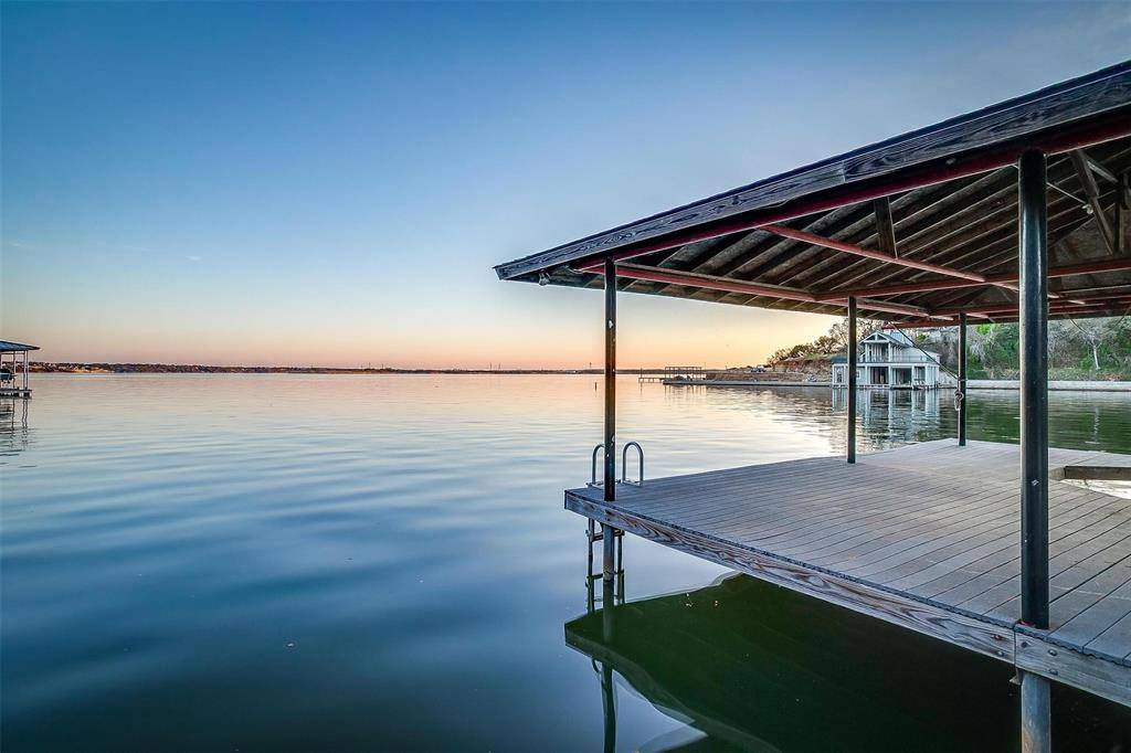 De Cordova, TX 76049,5010 Comanche Vista Court