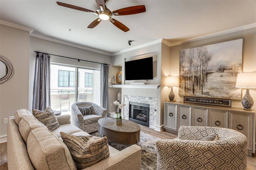 Fort Worth, TX 76107,3320 Camp Bowie Boulevard #1201