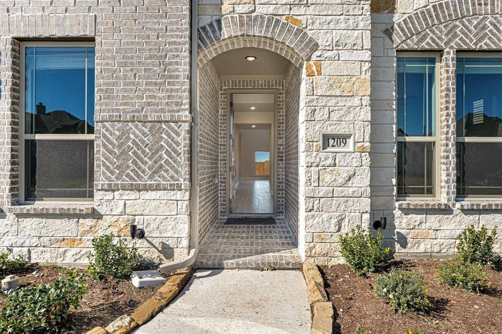 Midlothian, TX 76065,1209 Deacon Drive