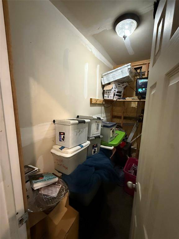 Quinlan, TX 75474,10015 Fm 751