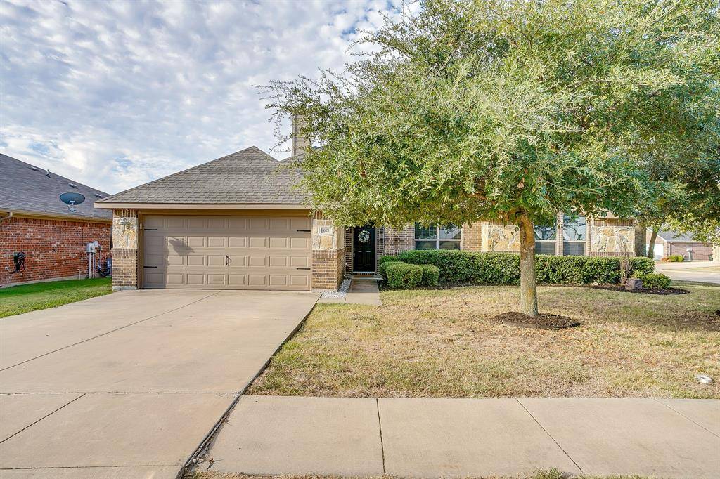Burleson, TX 76028,621 Daniel Drive
