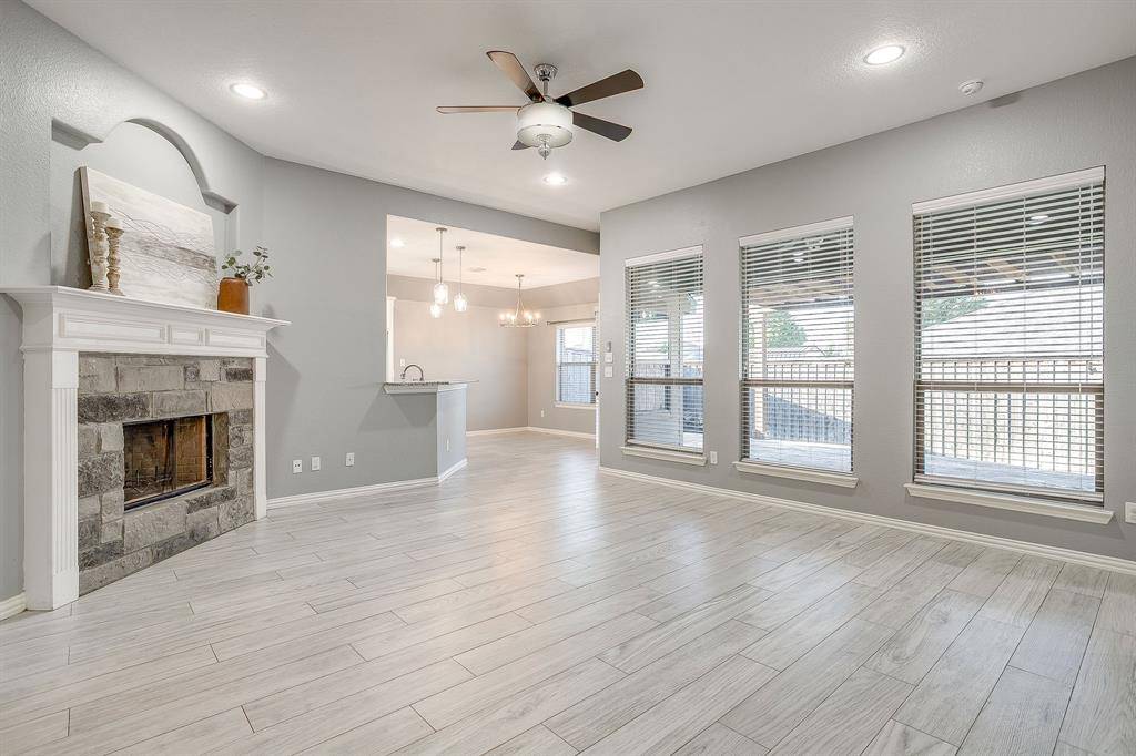 Burleson, TX 76028,621 Daniel Drive