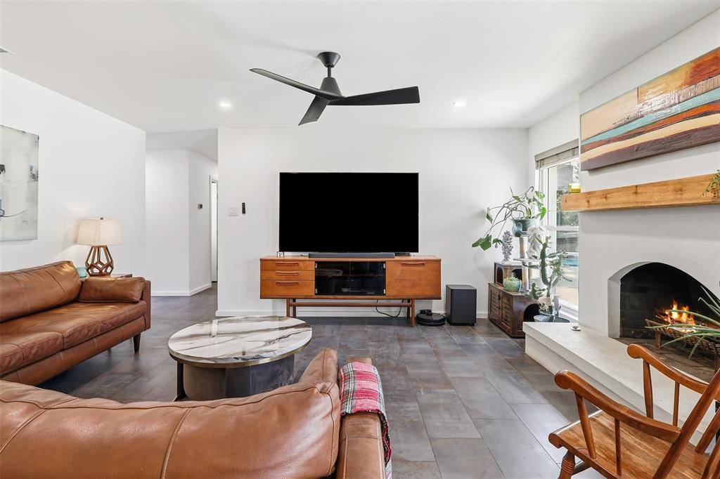 Desoto, TX 75115,403 Rickey Canyon Avenue