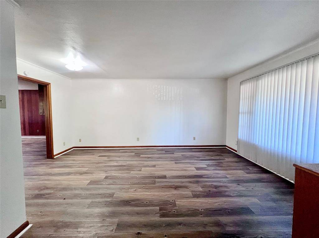 Dallas, TX 75224,3423 E Perryton Drive