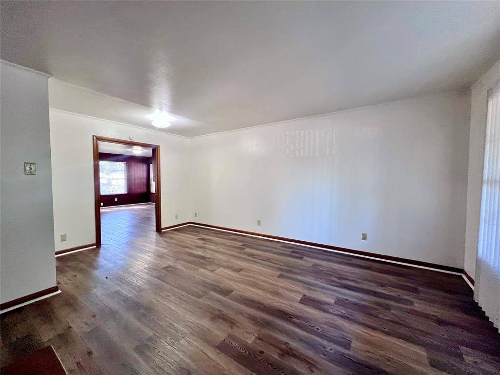 Dallas, TX 75224,3423 E Perryton Drive