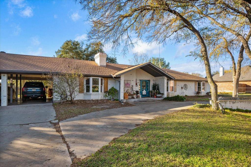 Quinlan, TX 75474,132 Curtis Lane