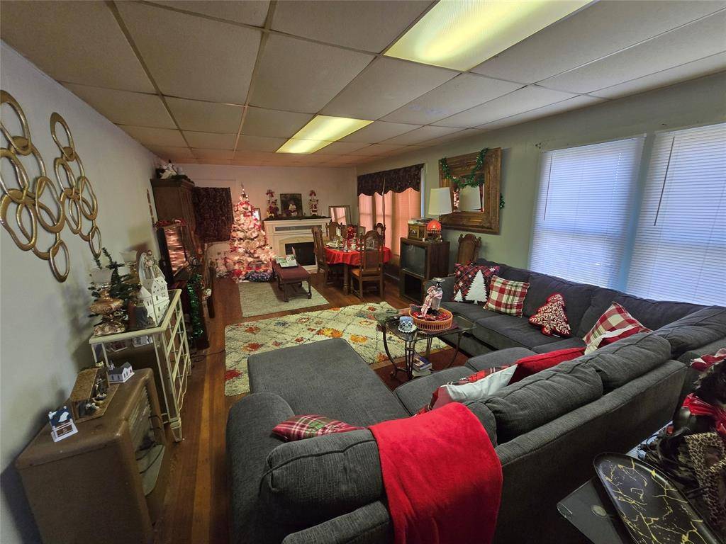 Ranger, TX 76470,453 W Main Street