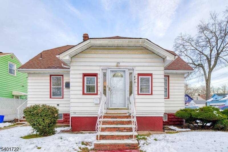 Roselle Boro, NJ 07203,943 Drake Ave