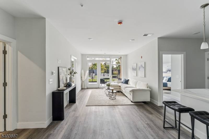 Roselle Park Boro, NJ 07204,140 W Webster Ave #228