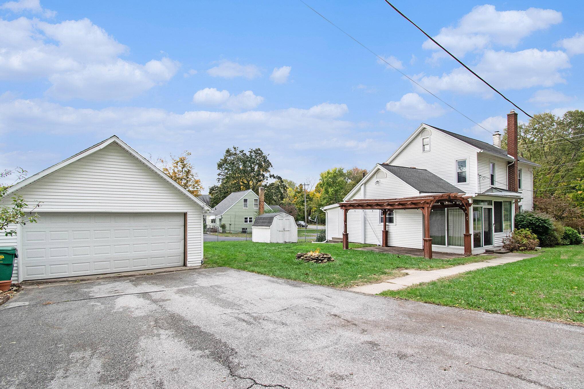 Niles, MI 49120,2298 Yankee ST