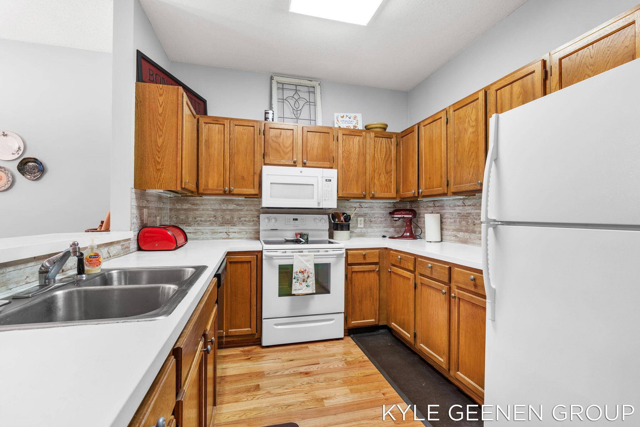 Holland, MI 49423,631 Spring LN #6