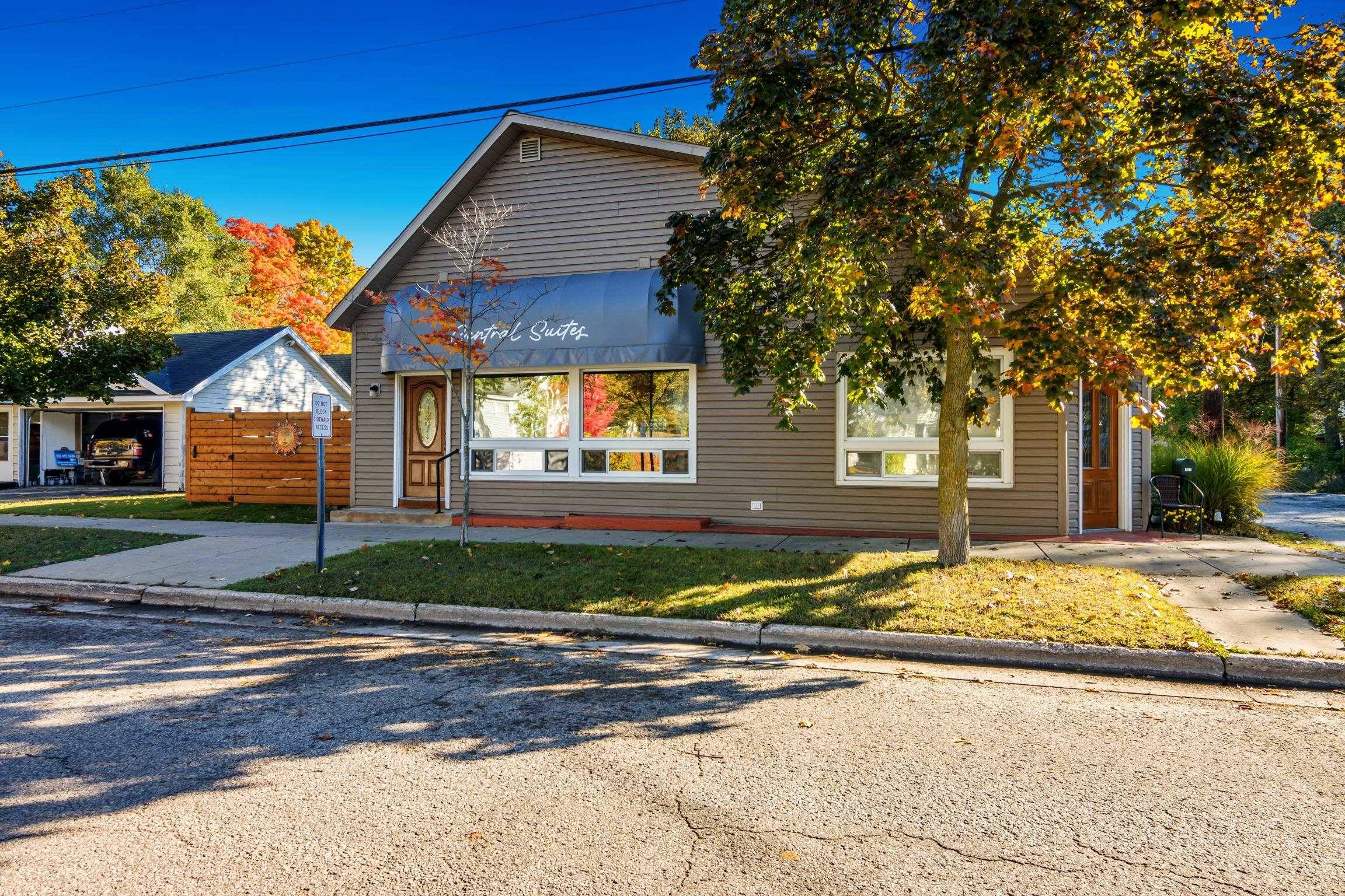 709 Wadsworth ST, Traverse City, MI 49684