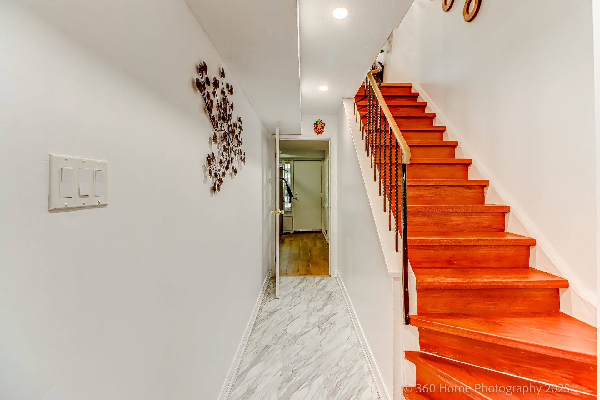 Toronto C15, ON M2H 2S9,51 Yellow Birch WAY