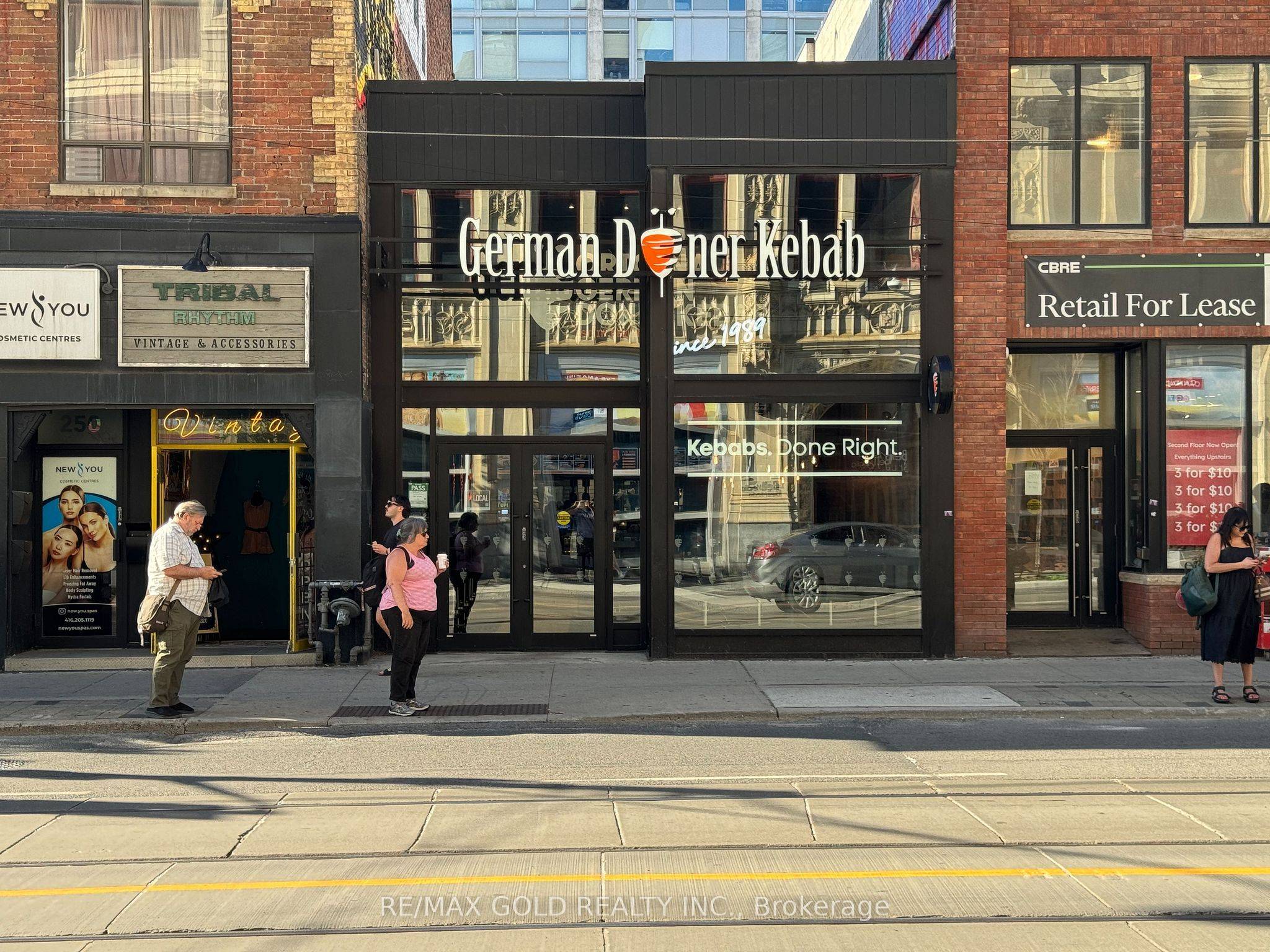 Toronto C01, ON M5V 1Z7,246 Queen ST W