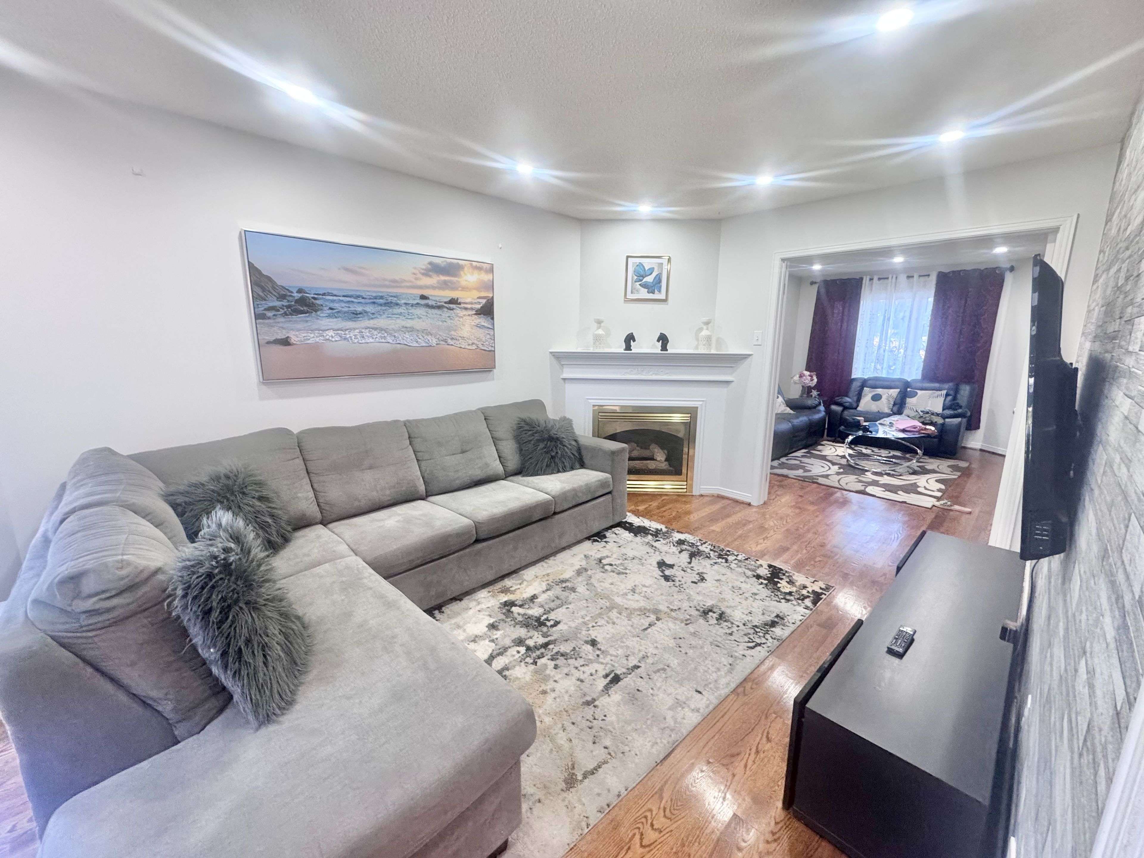 Clarington, ON L1E 2X3,2 Fieldcrest AVE