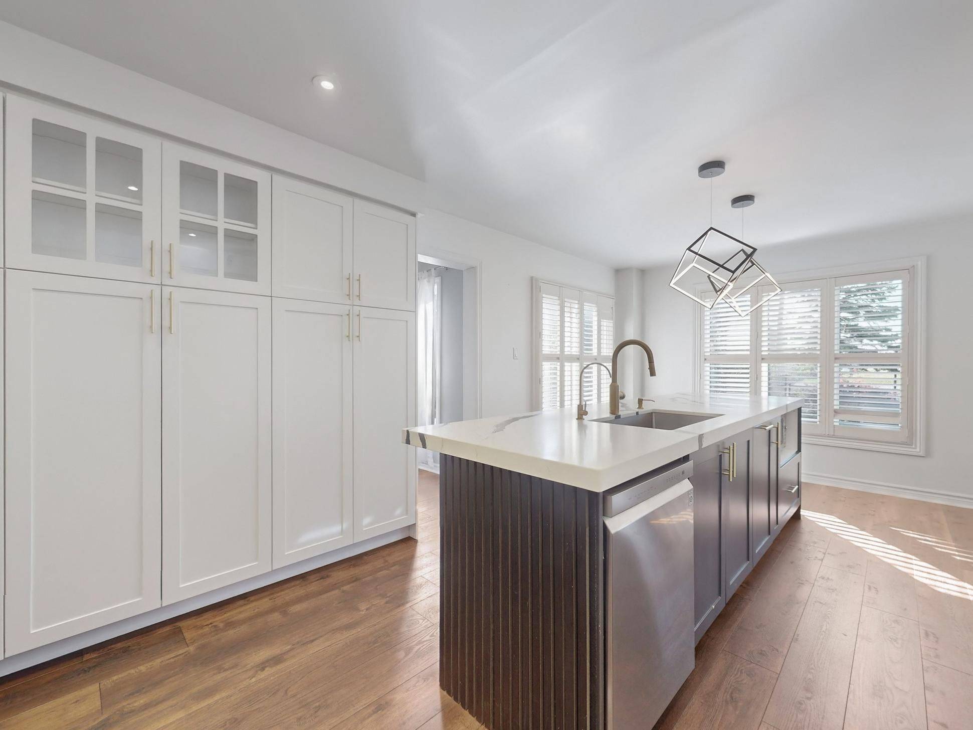 Whitby, ON L1R 2B3,23 Kilbride DR