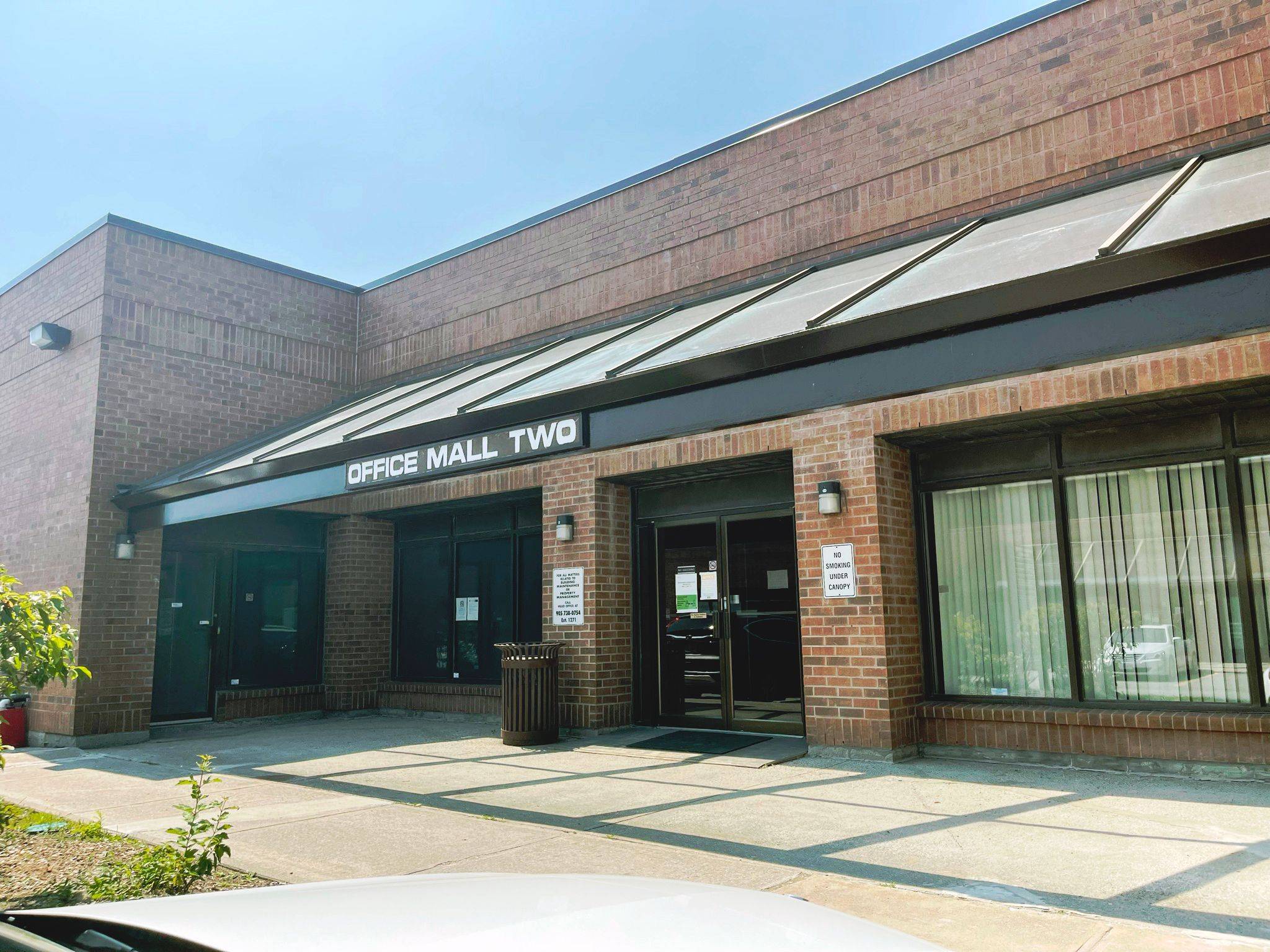 Pickering, ON L1W 3R2,1400 Bayly ST #OM2#9B & 10