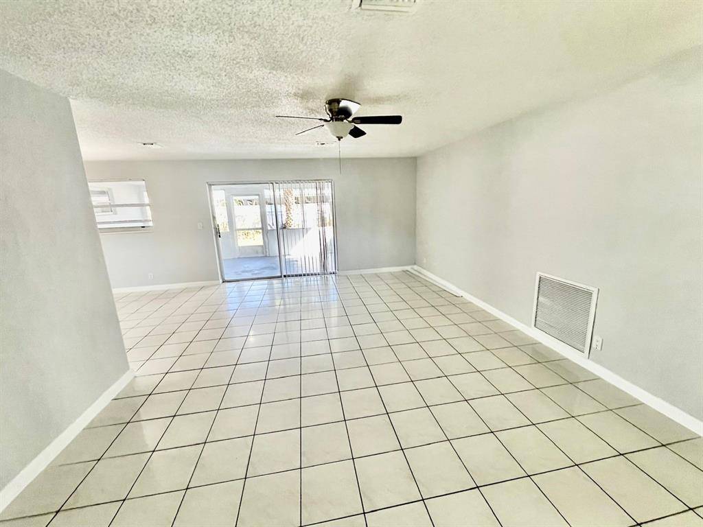 Sunrise, FL 33313,2240 NW 60th Ter