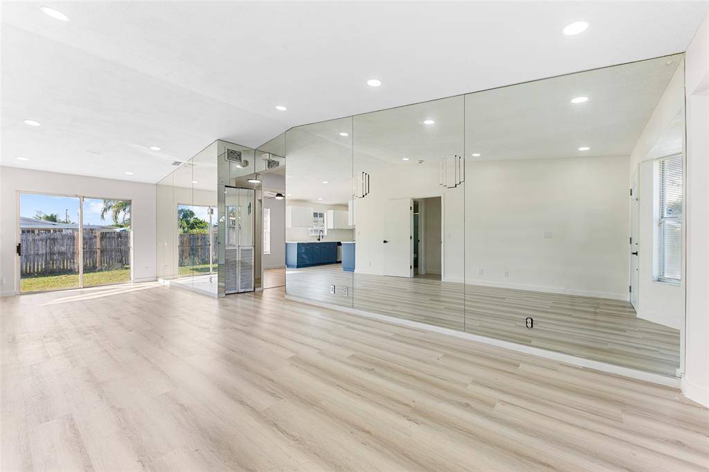 West Palm Beach, FL 33403,640 Foresteria Dr