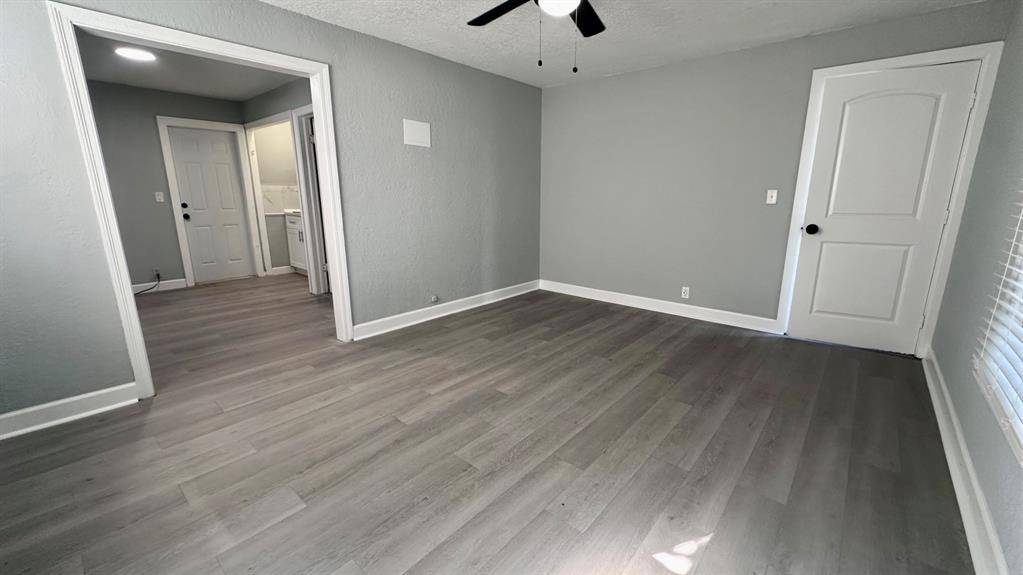 Lake Worth Beach, FL 33460,325 N Federal Hwy #1