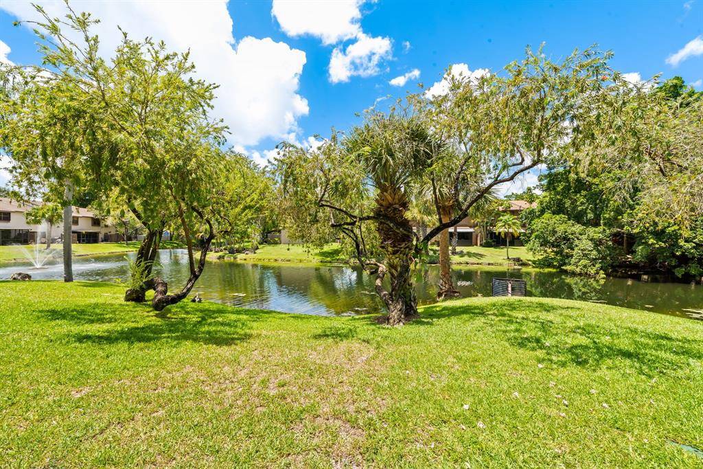 Fort Lauderdale, FL 33351,4902 NW 82nd Ave #2001