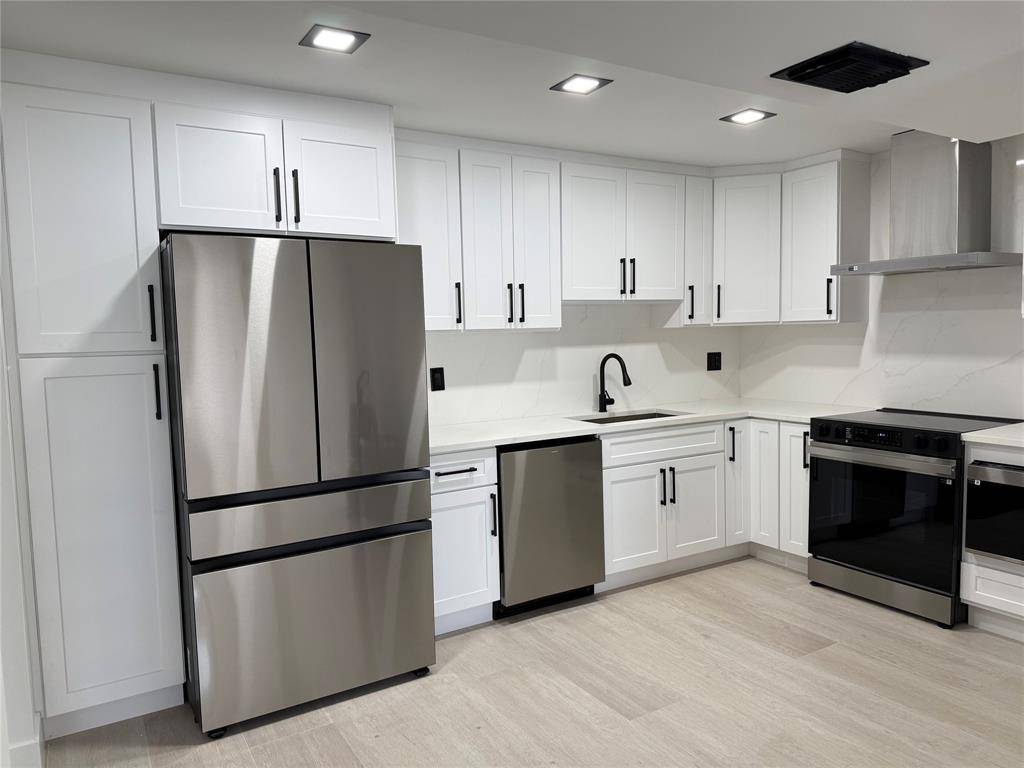 Pompano Beach, FL 33069,3010 N Course Dr #207