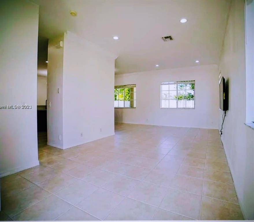 West Palm Beach, FL 33411,2455 Curley Cut