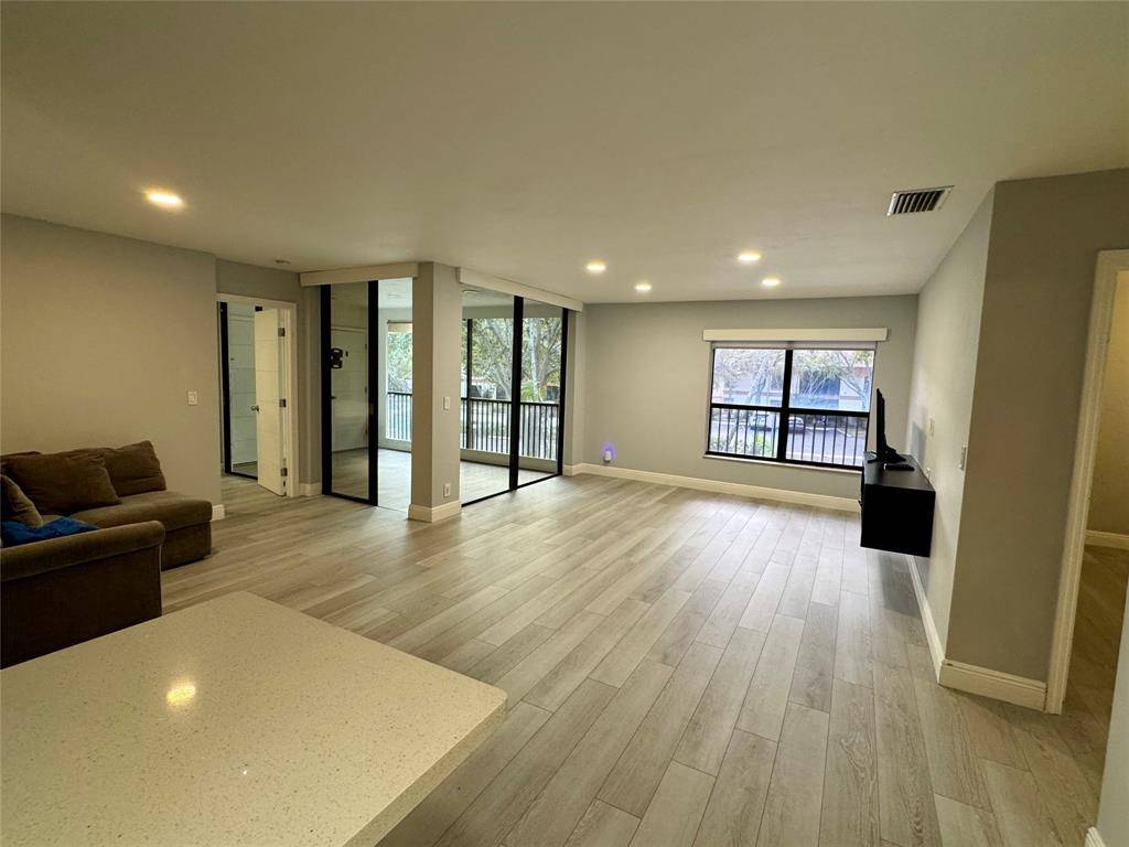 Coconut Creek, FL 33066,4174 Carambola Cir #4174