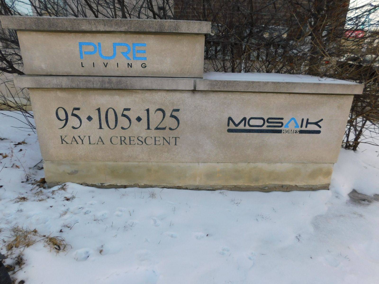 Vaughan, ON L6A 4W3,105 Kayla CRES #20