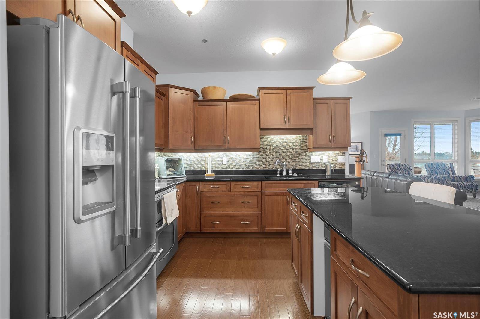 Saskatoon, SK S7T 0B3,401 cartwright STREET #204