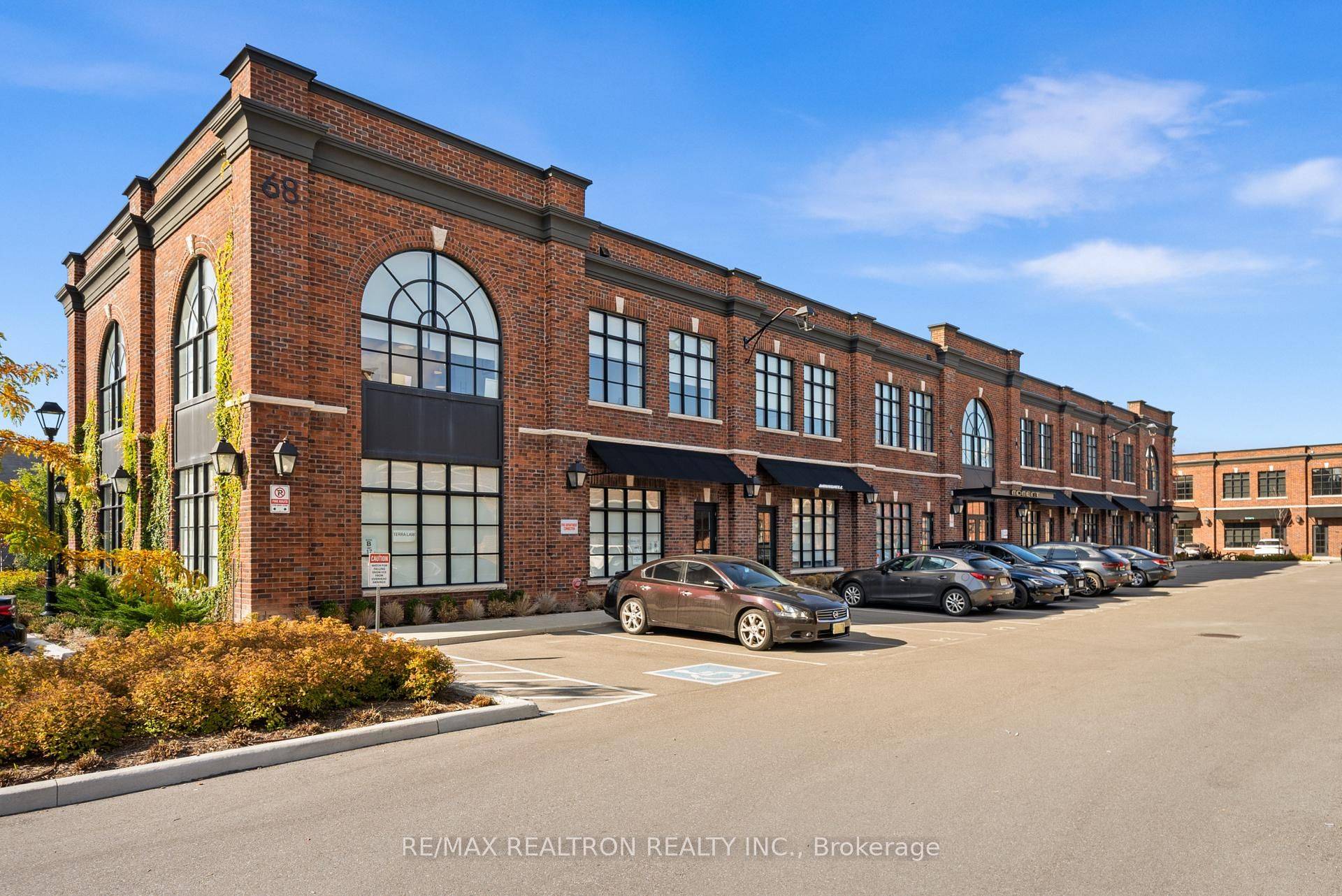 Toronto W08, ON M8Z 2H1,68 Jutland RD #8