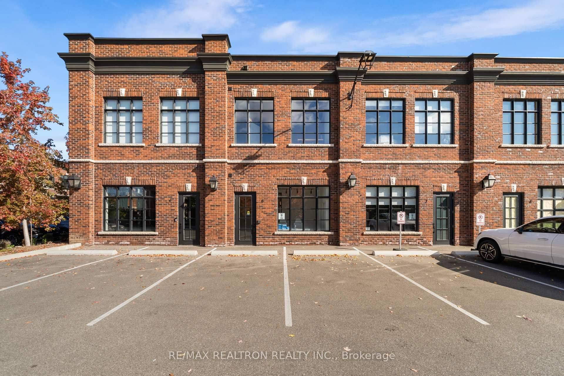 Toronto W08, ON M8Z 2H1,68 Jutland RD #8