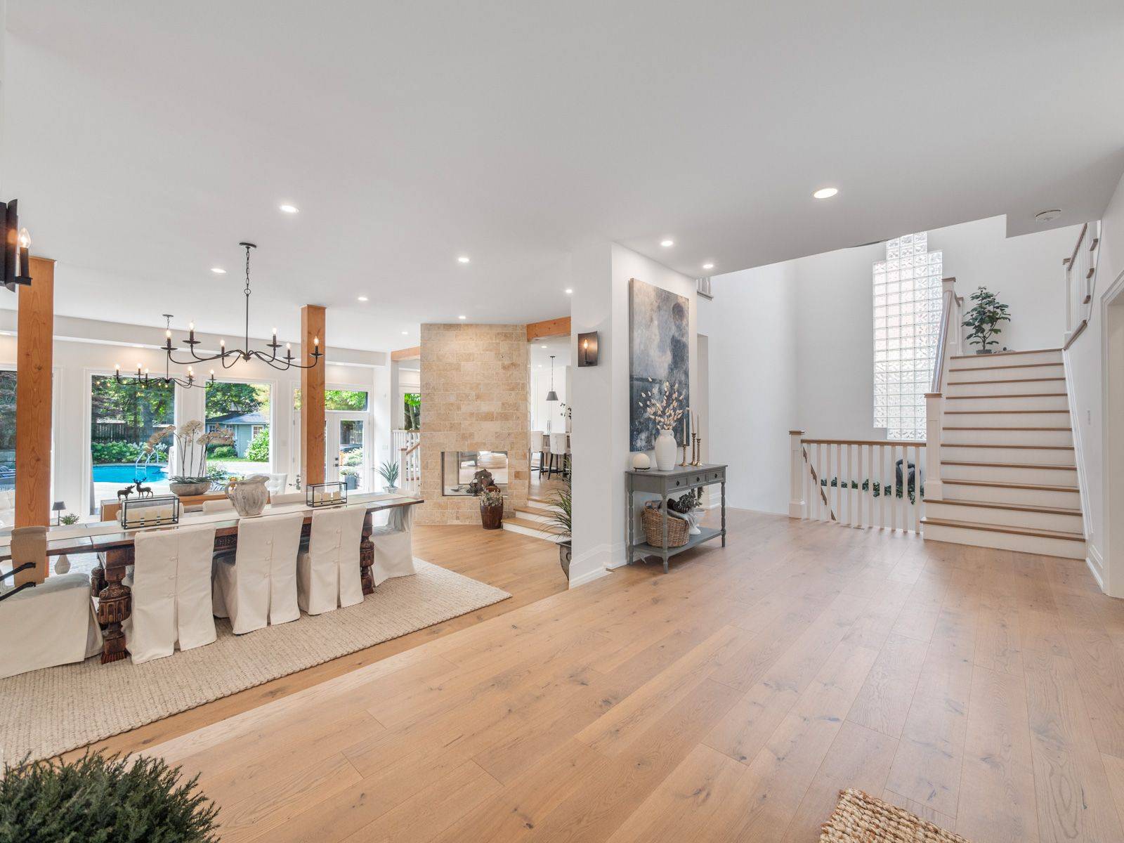 Oakville, ON L6L 2Y7,74 West ST