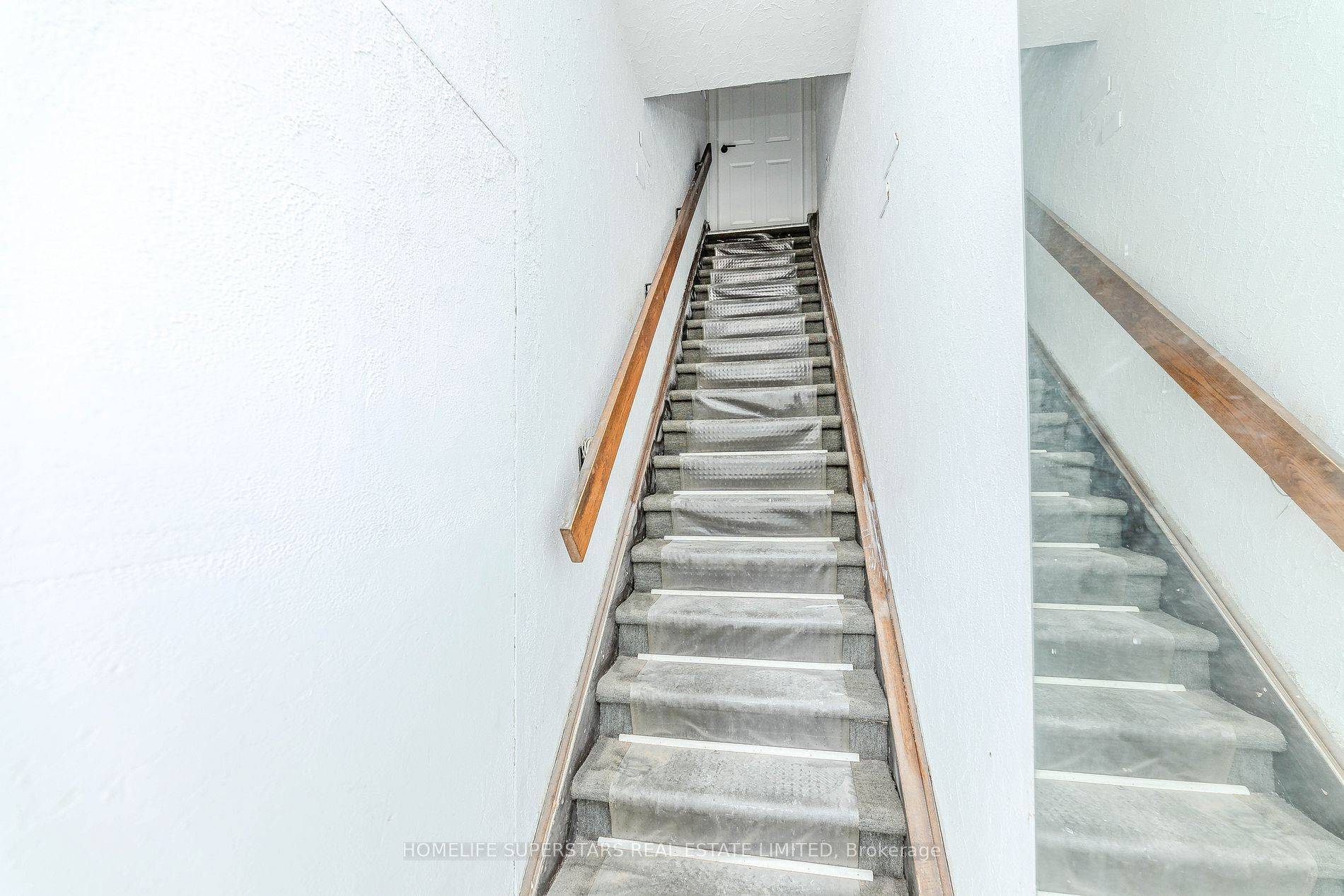 Toronto W08, ON M8Z 1R5,1164 The Queensway N/A #A